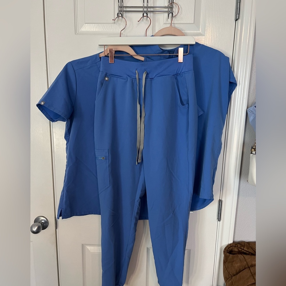 Ceil Blue Figs Scrubs Bundle: Zamora Joggers, Catarina & Rafaela Tops